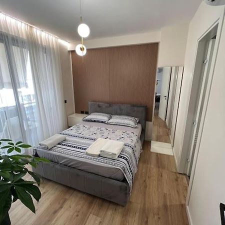 Sphinx Apartment Durrës Esterno foto