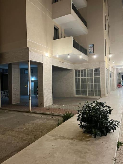 Sphinx Apartment Durrës Esterno foto